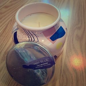 Lola blossom Capri blue candle